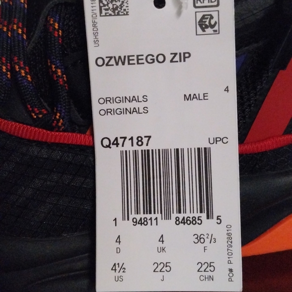Adidas Ozweego Zip - Picture 8 of 8